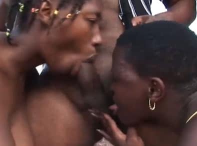 Safari de sexo con dos prostitutas africanas